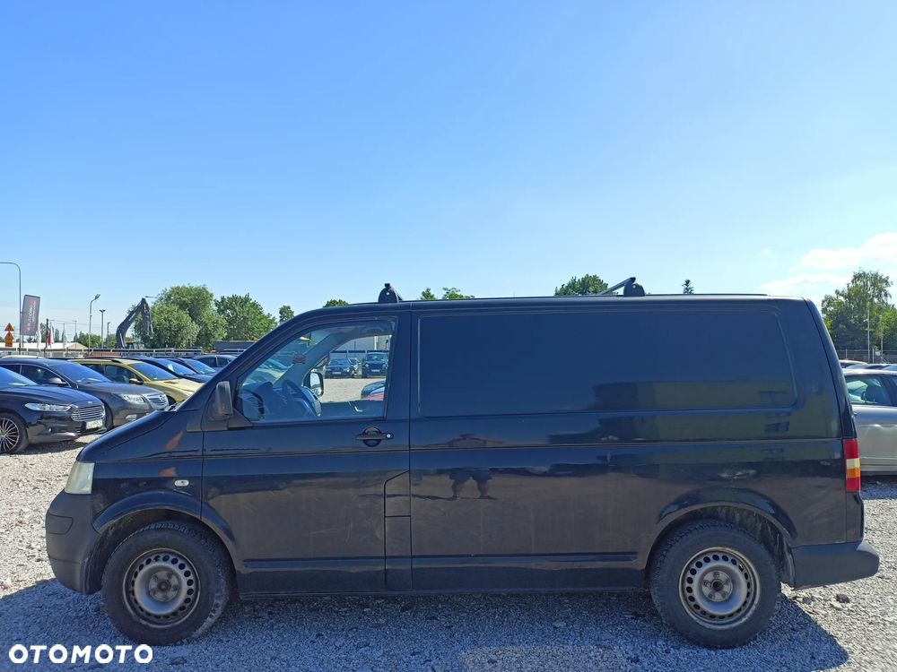 Volkswagen Transporter - 2