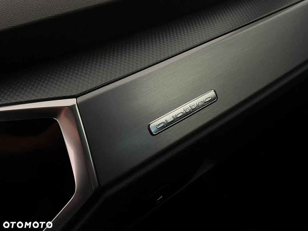 Audi Q3 Sportback 40 TDI Quattro S Line S tronic - 26