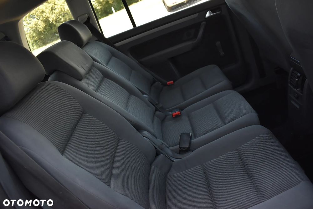 Volkswagen Touran 1.4 TSI Cross - 16