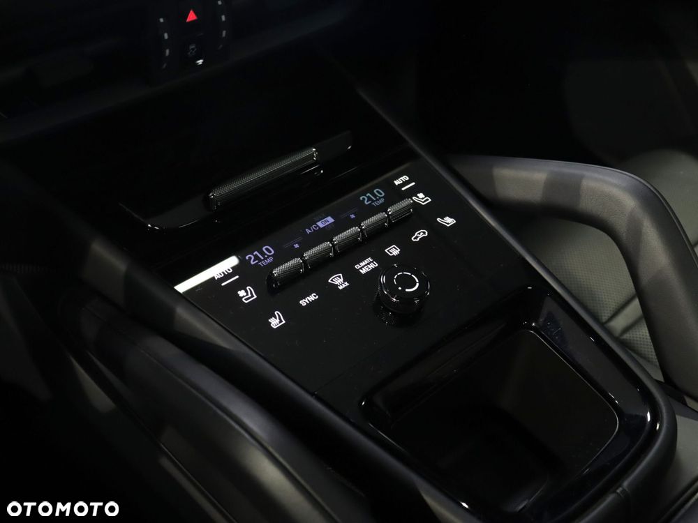 Porsche Cayenne Standard - 24