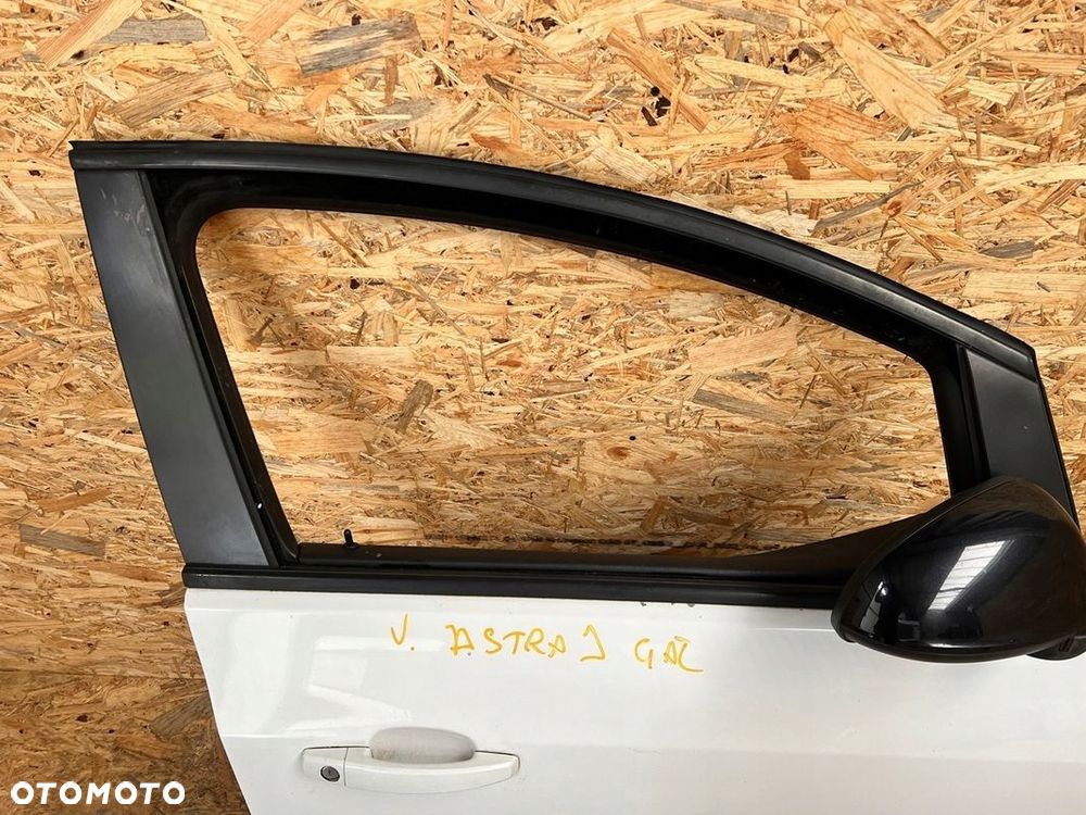 Drzwi PRZEDNIE PRAWE prawy przód OPEL ASTRA J IV KOMBI Lakier: GAZ Z40R - 2