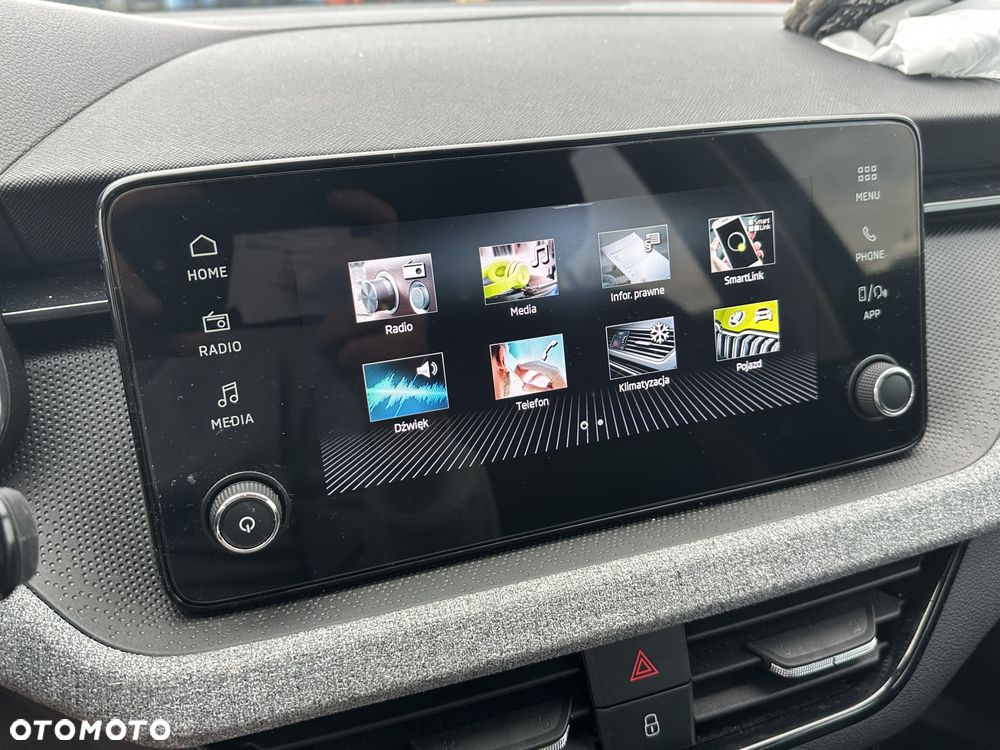 Skoda Kamiq 1.0 TSI Selection DSG - 21
