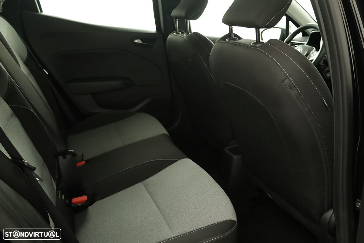 Renault Clio 1.0 TCe Evolution - 23