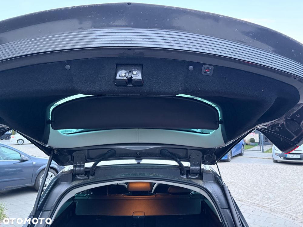 Opel Insignia 2.0 Turbo 4x4 Automatik Design Edition - 15