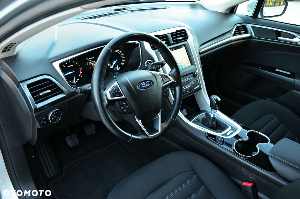 Ford Mondeo 2.0 TDCi STart-Stopp Titanium - 29