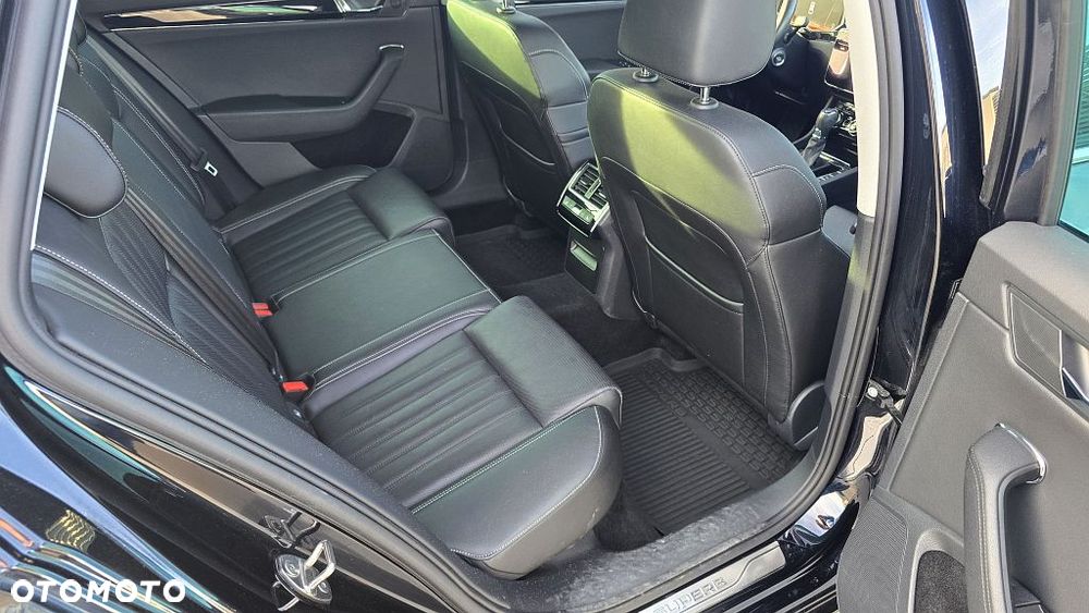 Skoda Superb 2.0 TDI SCR L&K DSG - 29