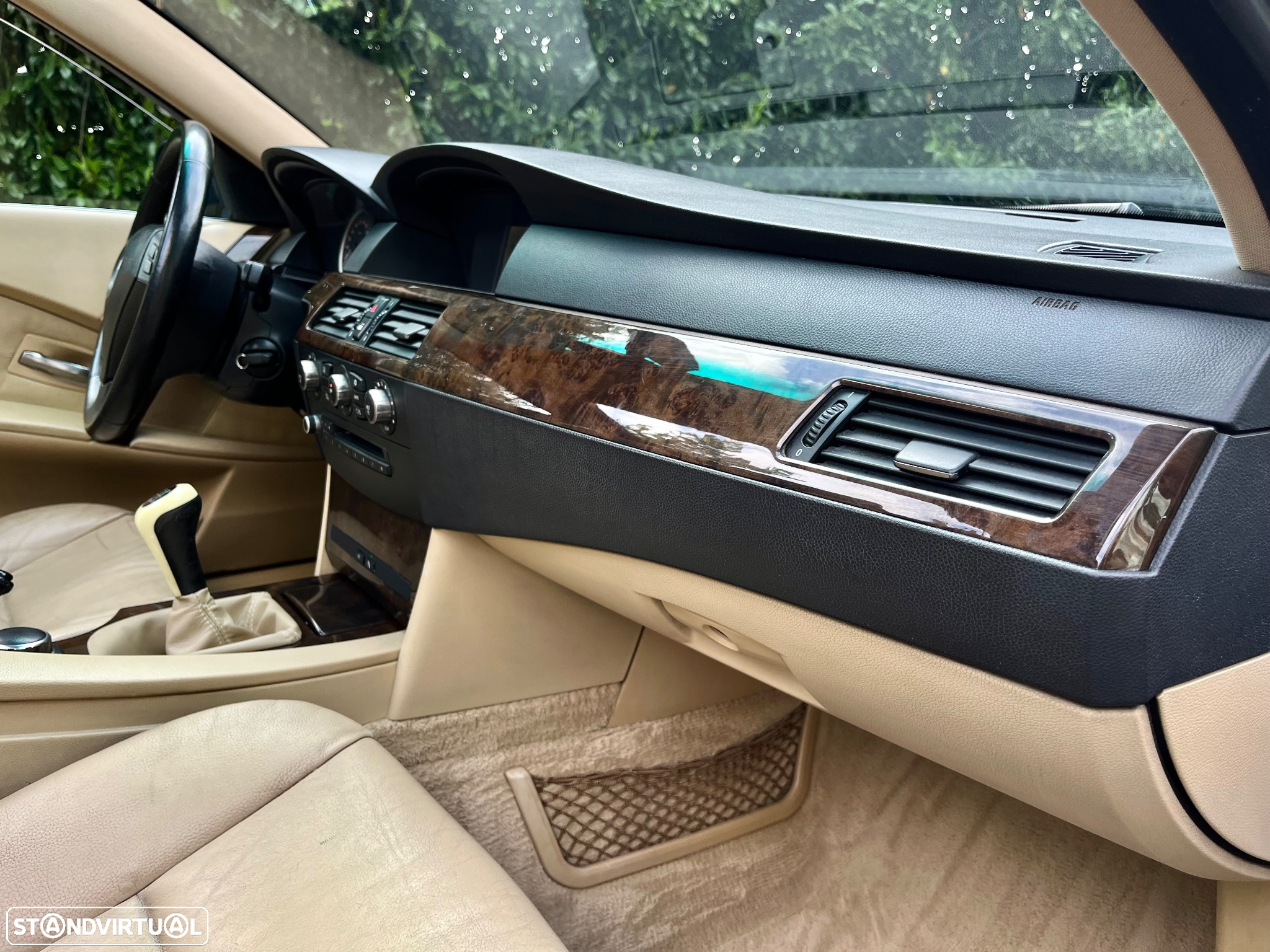 BMW 520 d Touring 17 - 16