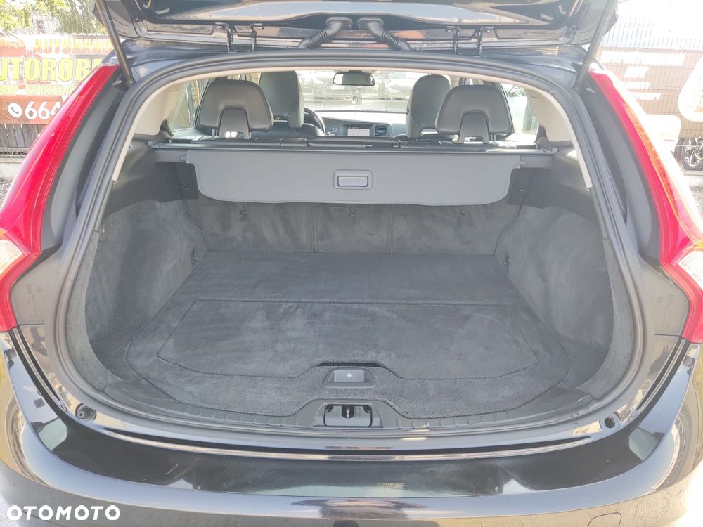 Volvo V60 - 13