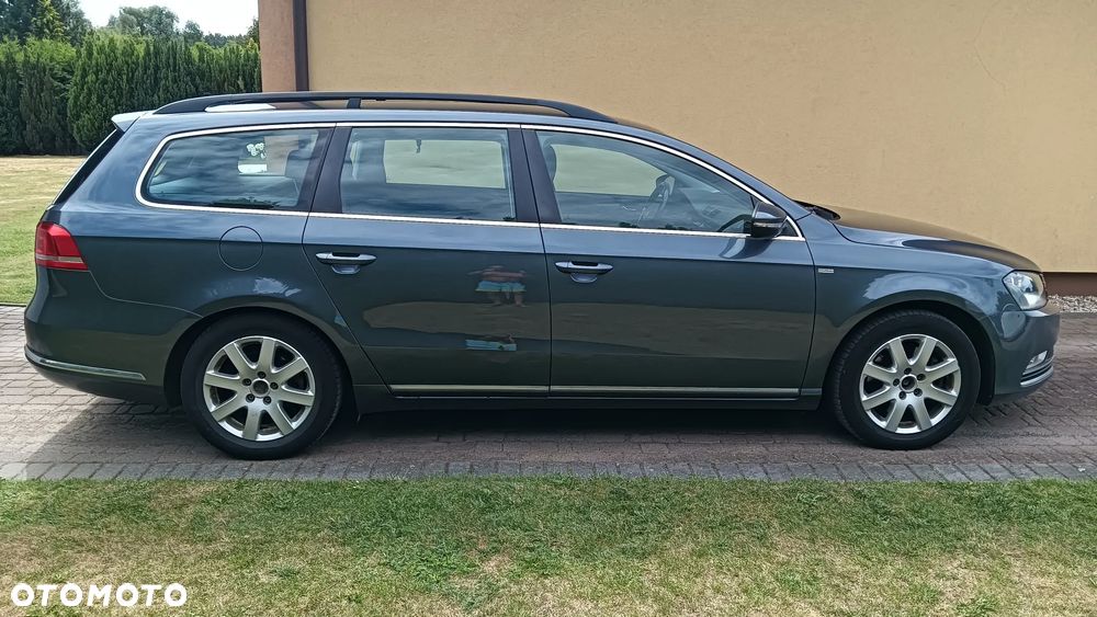 Volkswagen Passat 2.0 TDI Comfortline DSG - 3