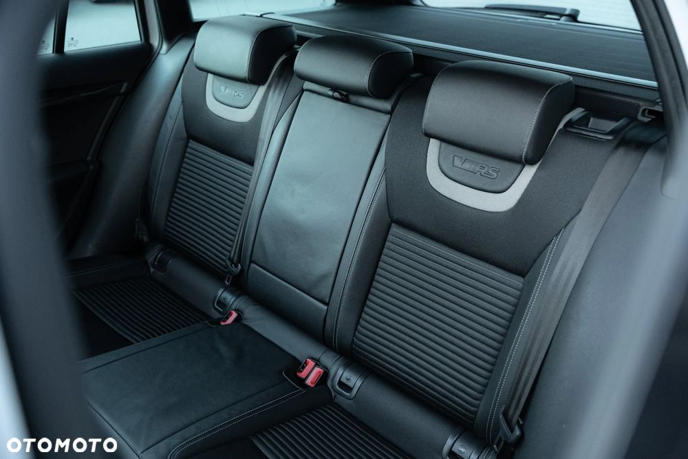 Skoda Octavia 2.0 TDI RS DSG - 34
