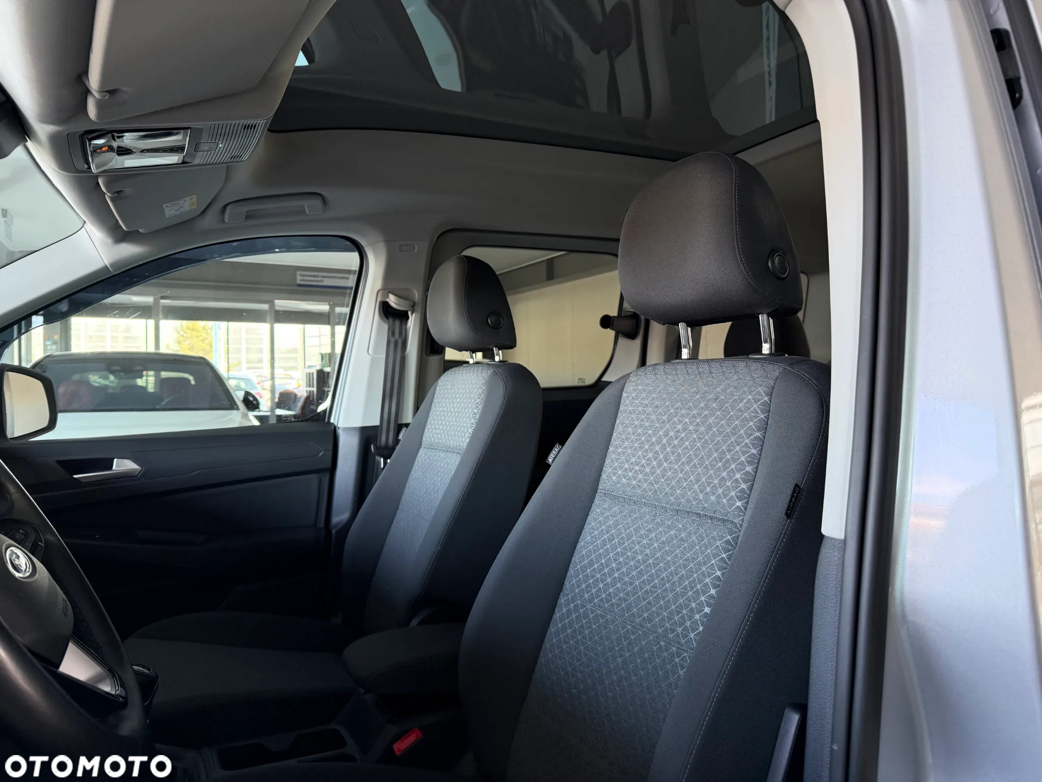 Ford Tourneo Connect 2.0 EcoBlue Titanium - 22
