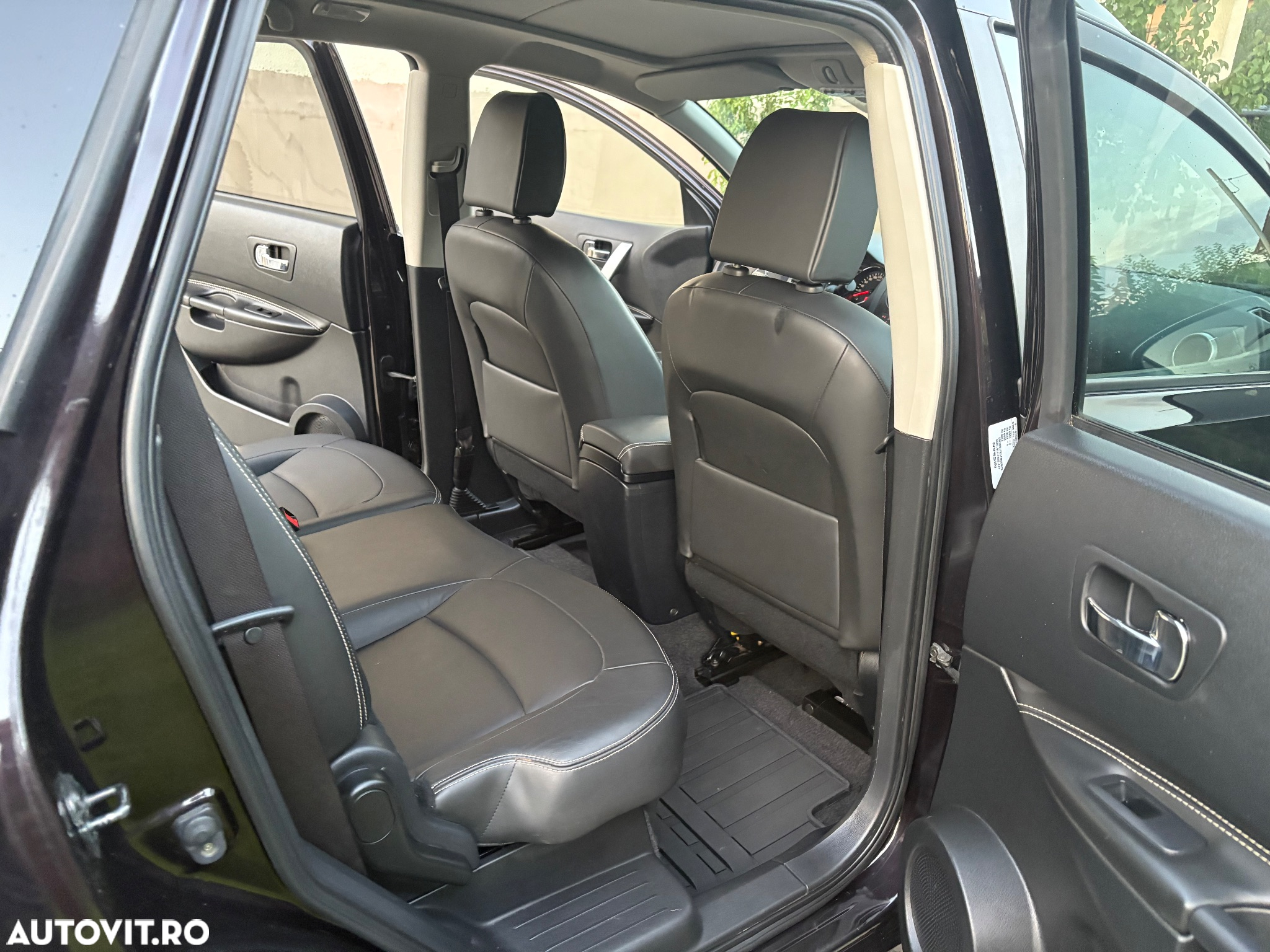 Nissan Qashqai+2 +2 2.0 "All Mode 4x4-i" Tekna - 17