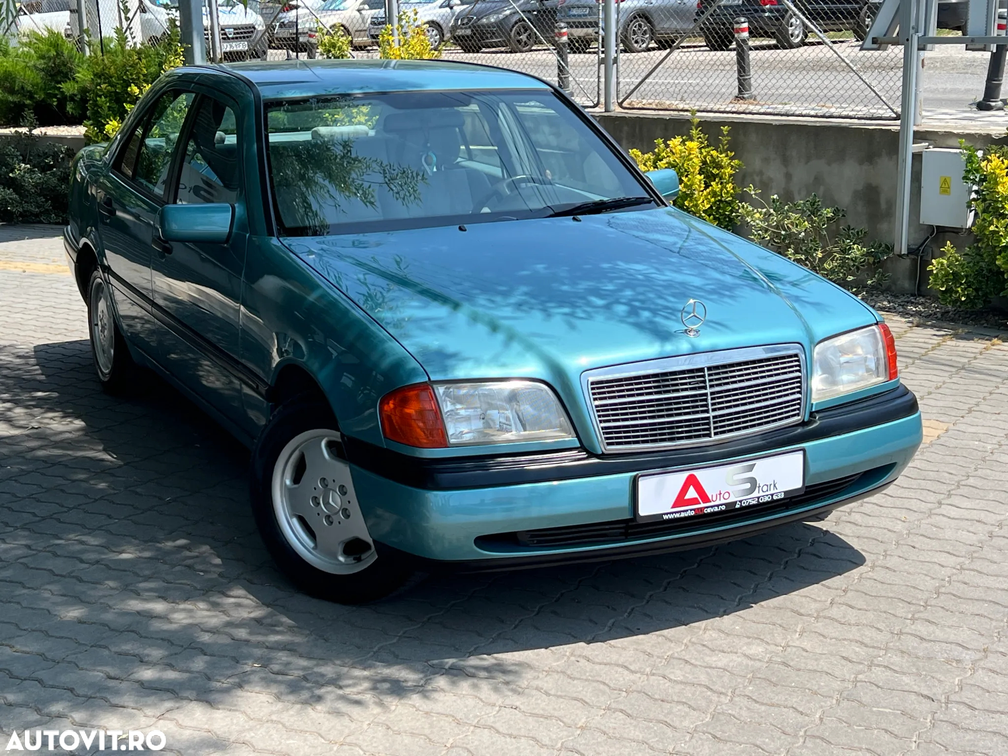 Mercedes-Benz C - 3
