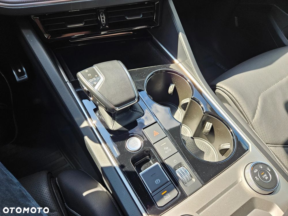 Volkswagen Touareg 3.0 V6 TFSI 4Motion R-Line - 24