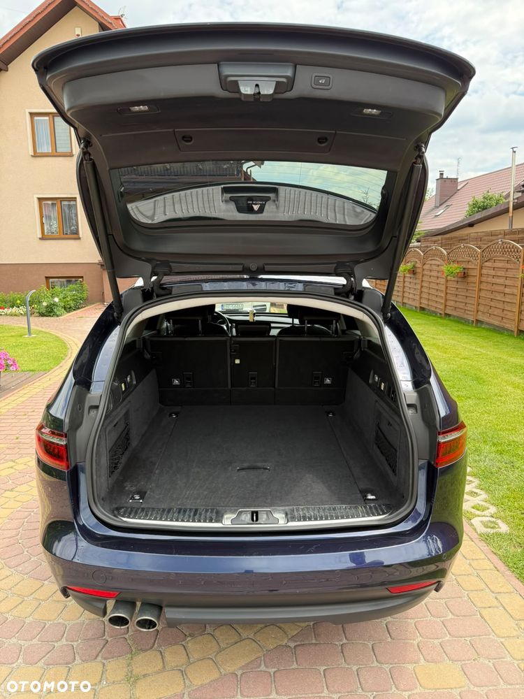 Jaguar XF 2.0 i4D AWD Prestige - 12