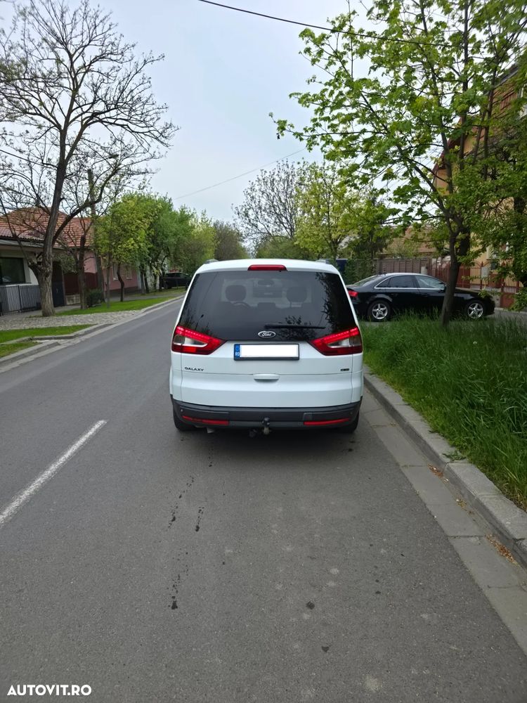 Ford Galaxy - 3