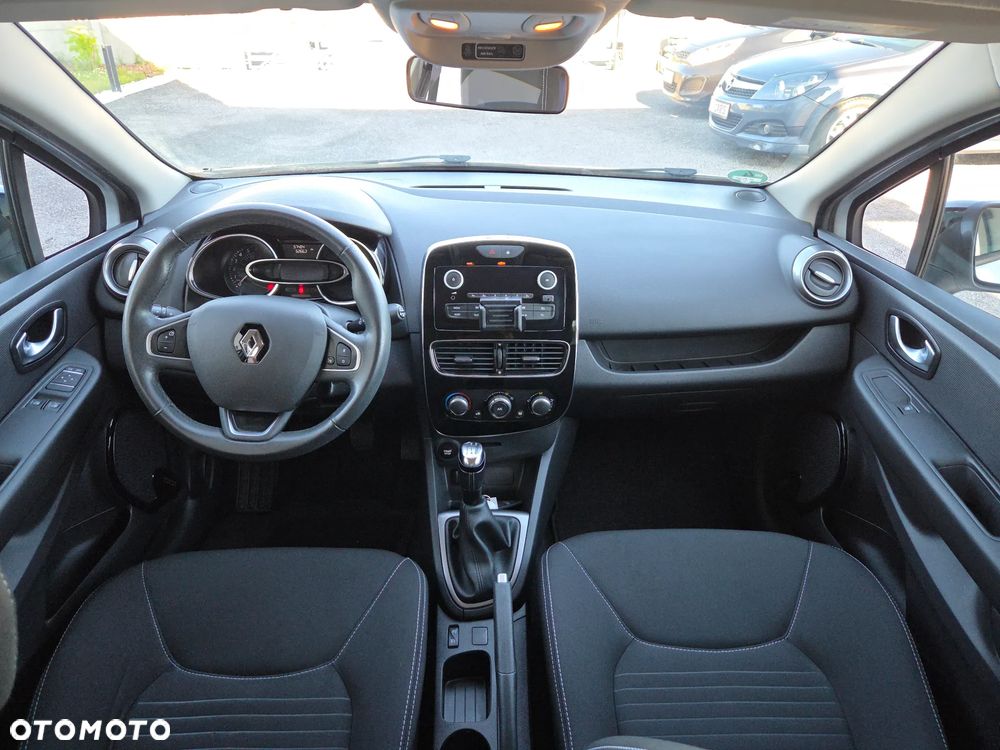 Renault Clio 1.2 16V 75 LIMITED - 5