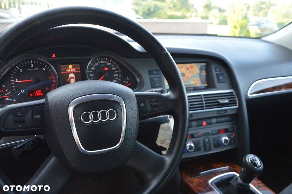 Audi A6 Avant 2.0 TDI - 10