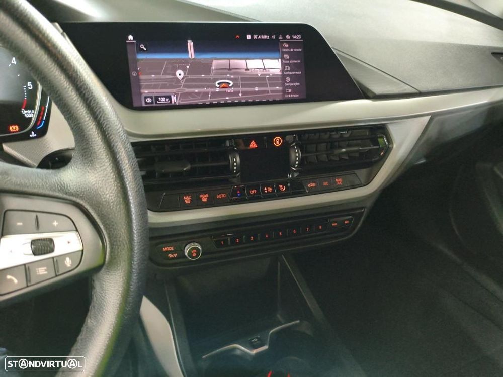 BMW 116 d Corporate Edition Auto - 4