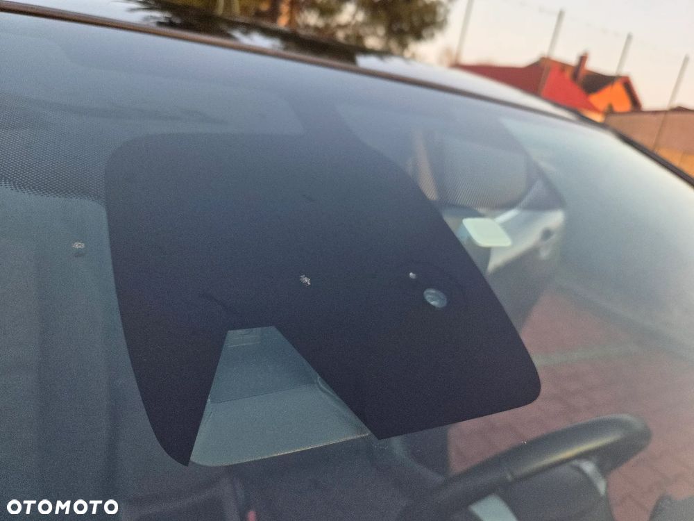 Nissan Qashqai 1.2 DIG-T TEKNA+ - 36