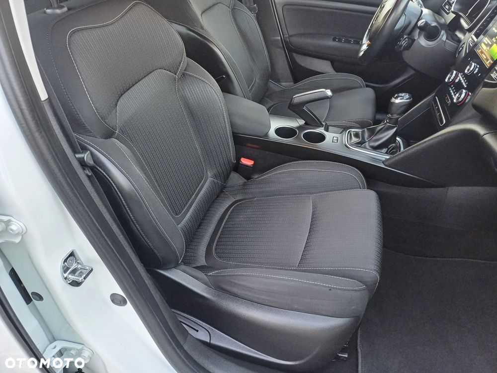 Renault Megane 1.5 Blue dCi Intens - 34