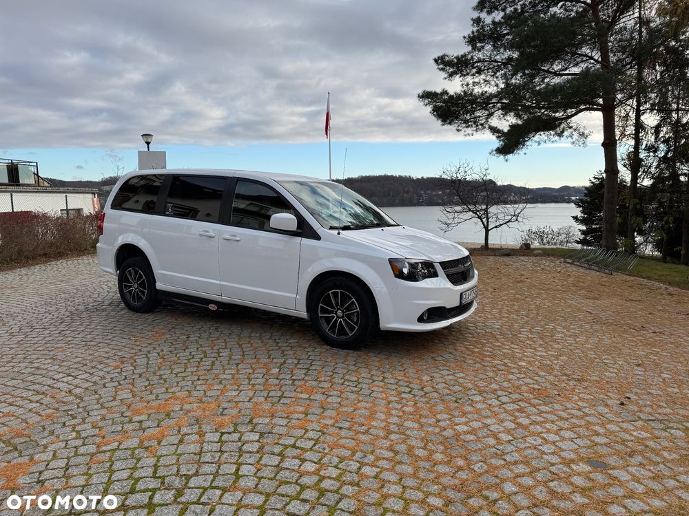 Dodge Grand Caravan 3.6 R/T - 29