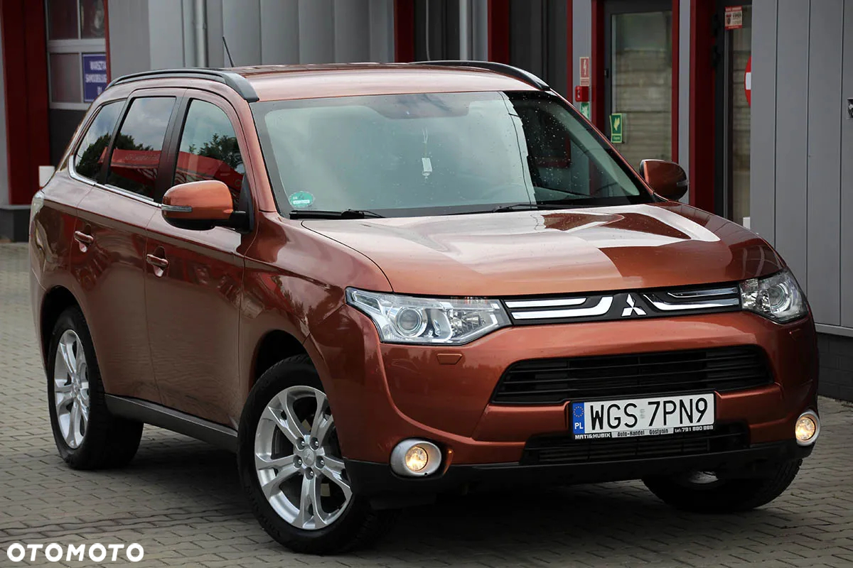 Mitsubishi Outlander 2.2 DID Intense + 4WD - 2