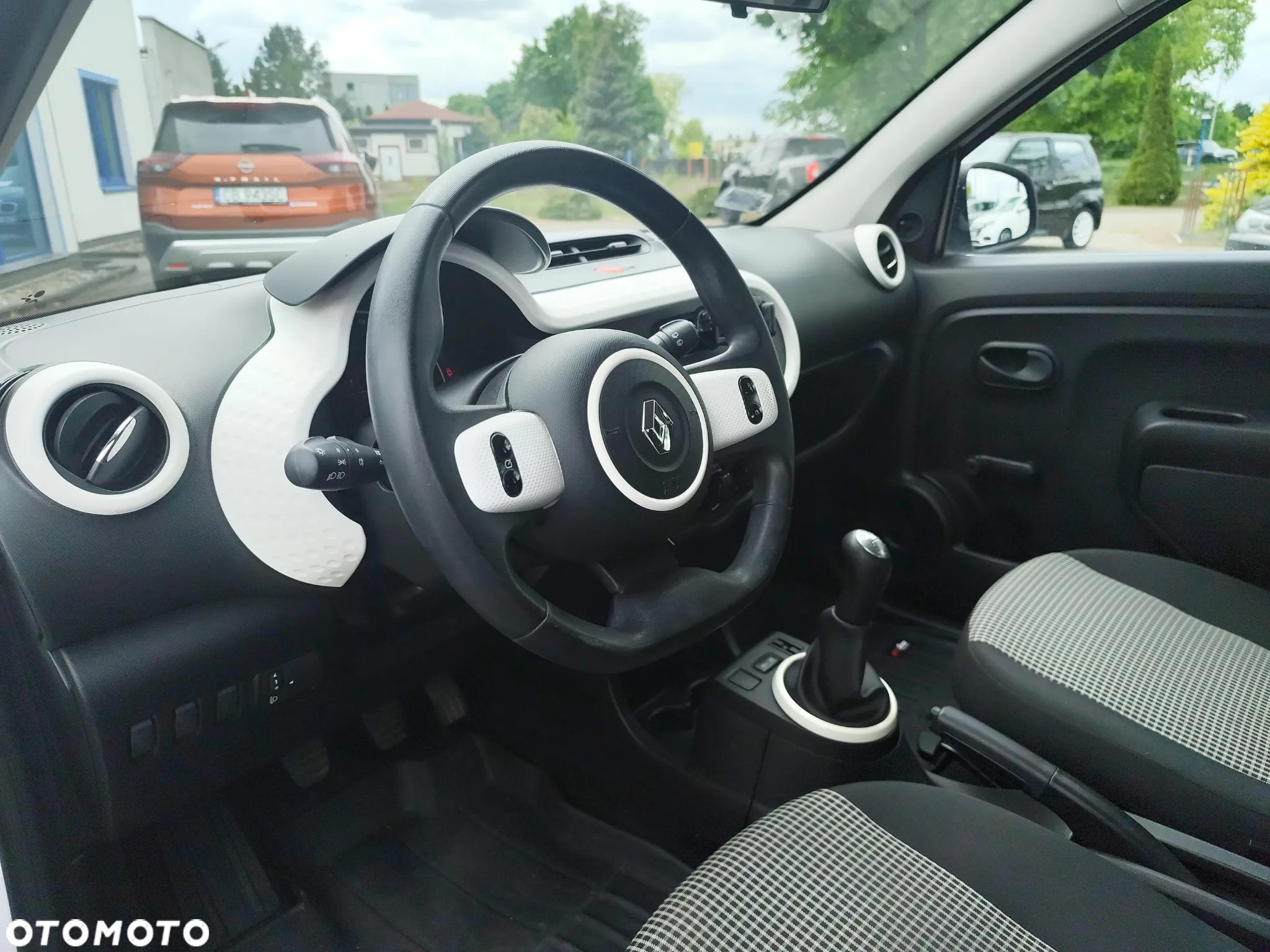 Renault Twingo SCe 70 Zen - 9