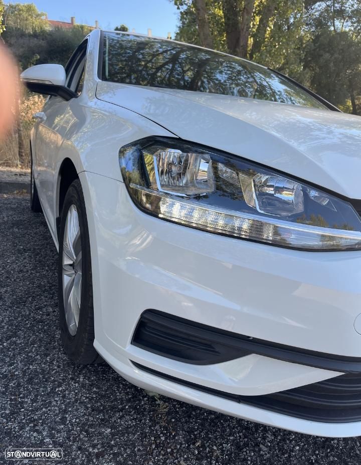 VW Golf 1.6 TDI Confortline - 4