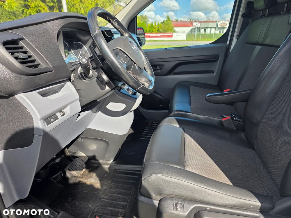 Opel Vivaro - 12