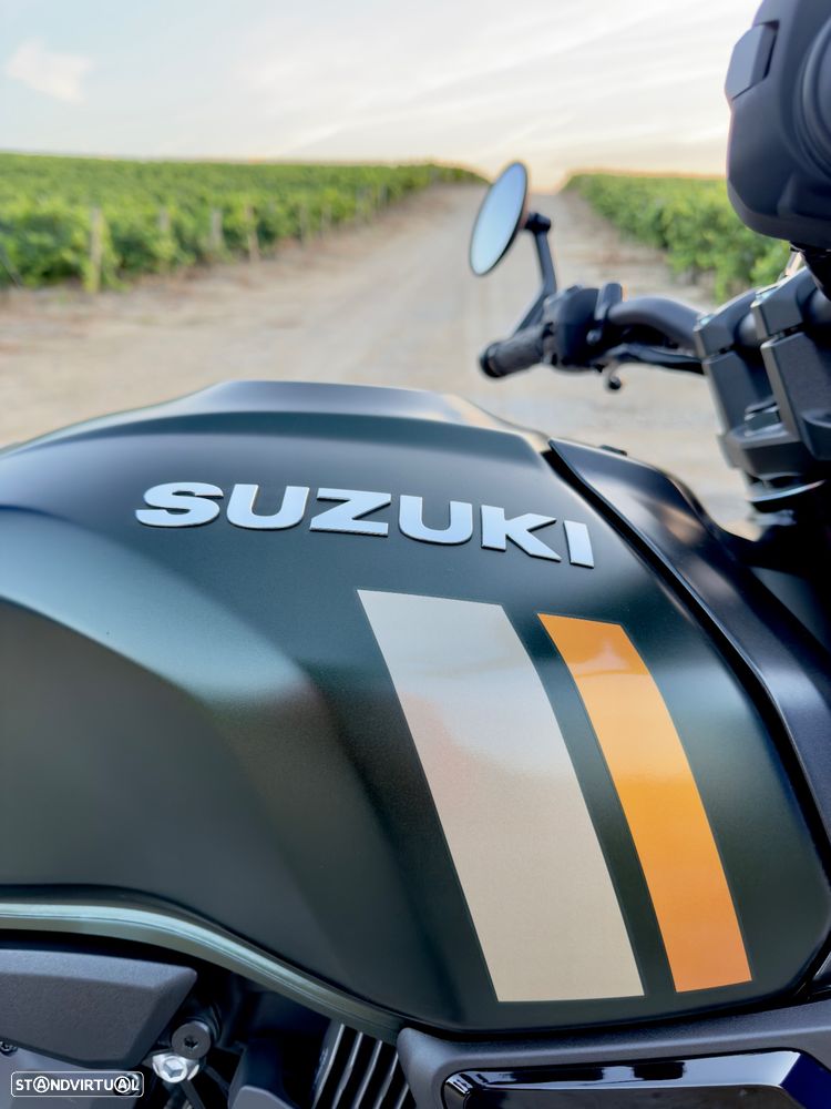 Suzuki GSX 8TT - 3