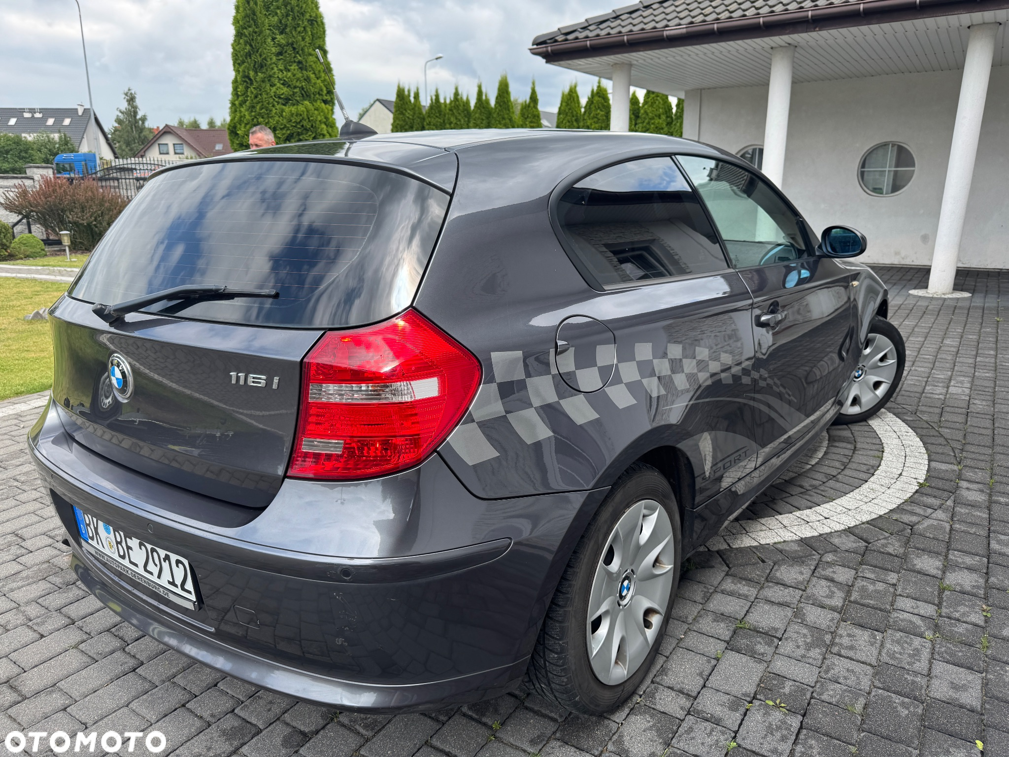 BMW Seria 1 116i - 6
