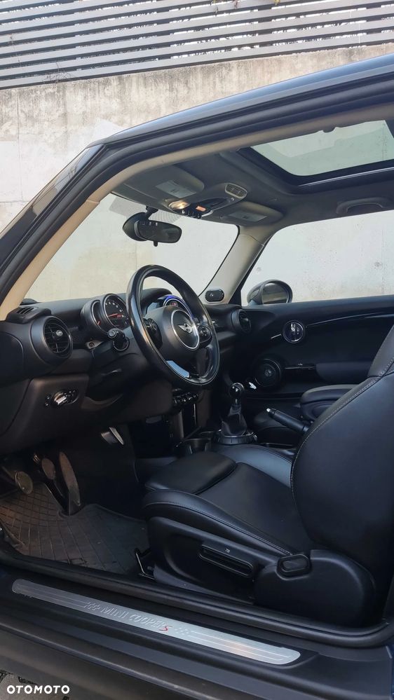 MINI Cooper S Standard - 9