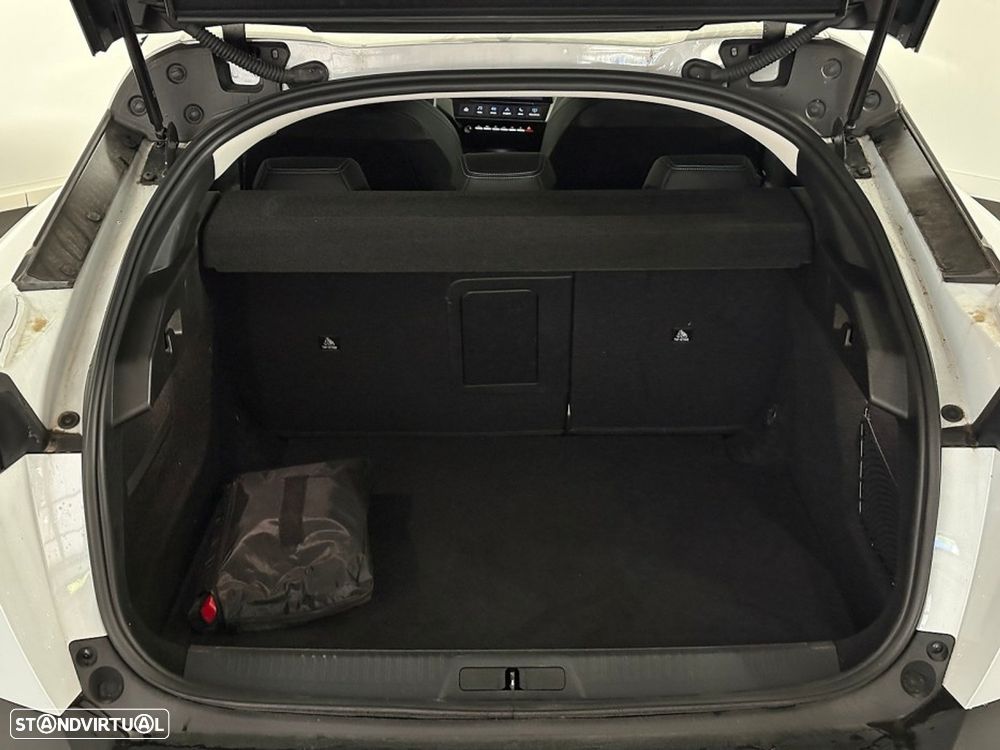Peugeot 408 HYBRID 145 e-DSC6 Allure - 9