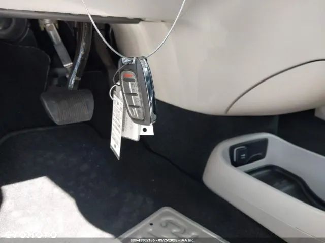 Chrysler Pacifica - 9