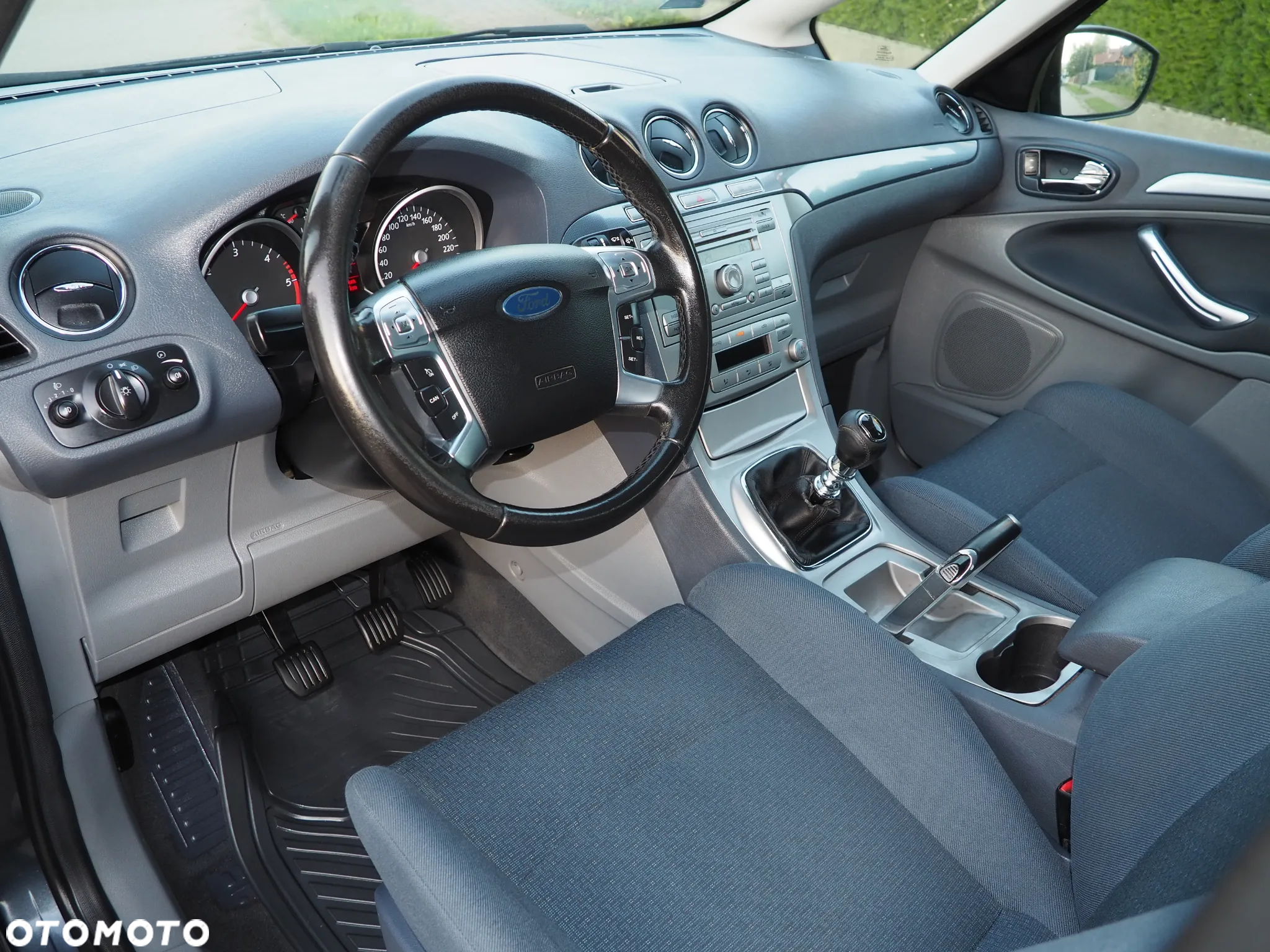 Ford S-Max - 30