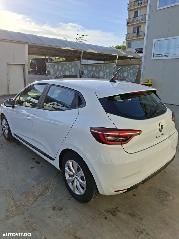 Renault Clio - 5