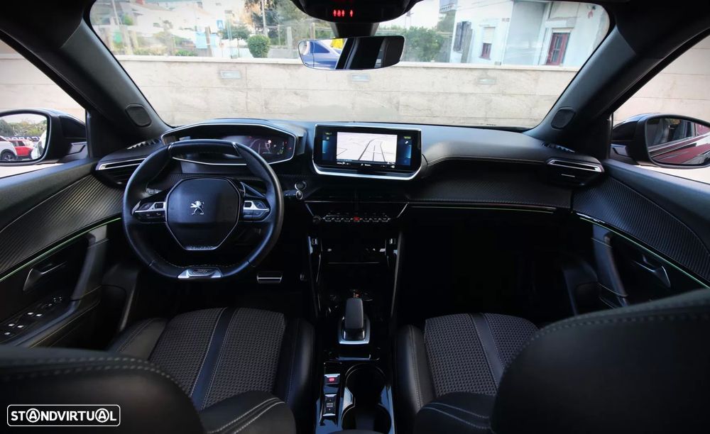 Peugeot e-2008 50 kWh GT Line - 14