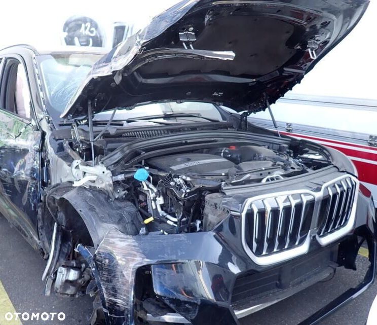BMW X1 xDrive23i M Sportpaket - 8