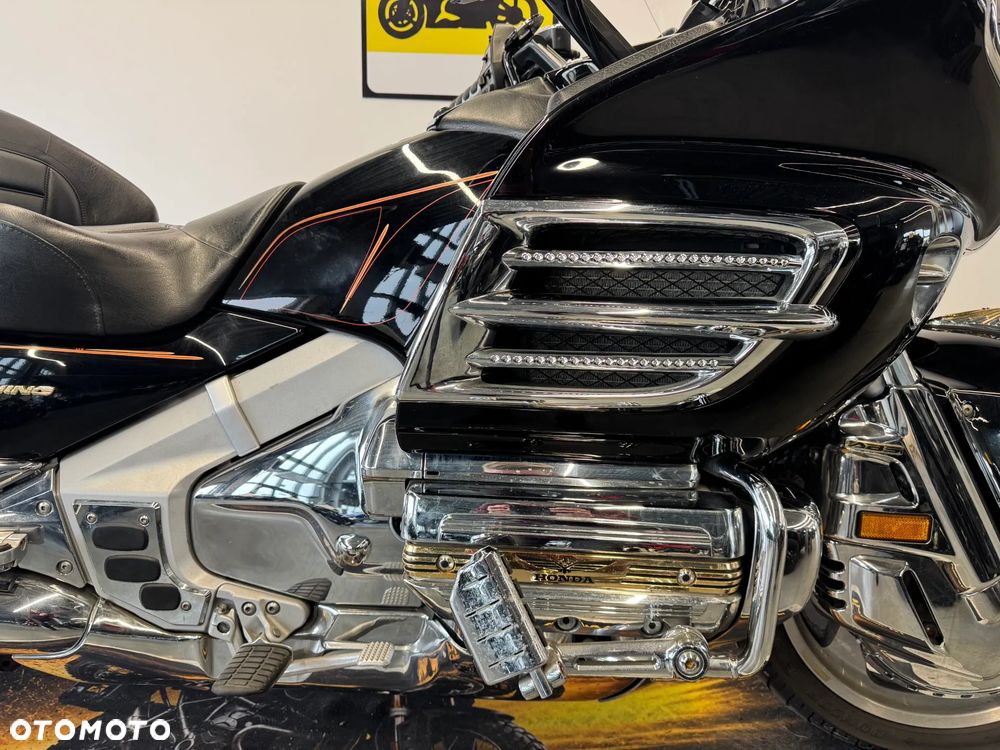 Honda GL - 12