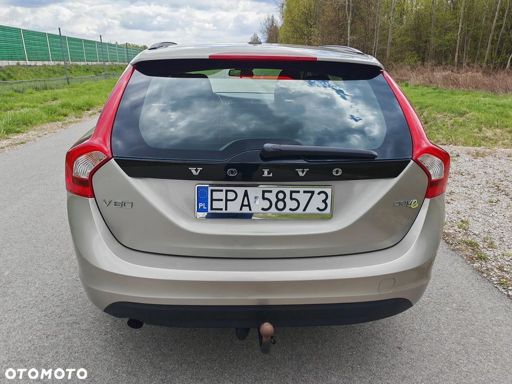 Volvo V60 DRIVe Kinetic - 14