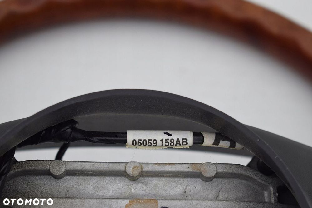 kierownica * chrysler 300c 05059158ab - 7