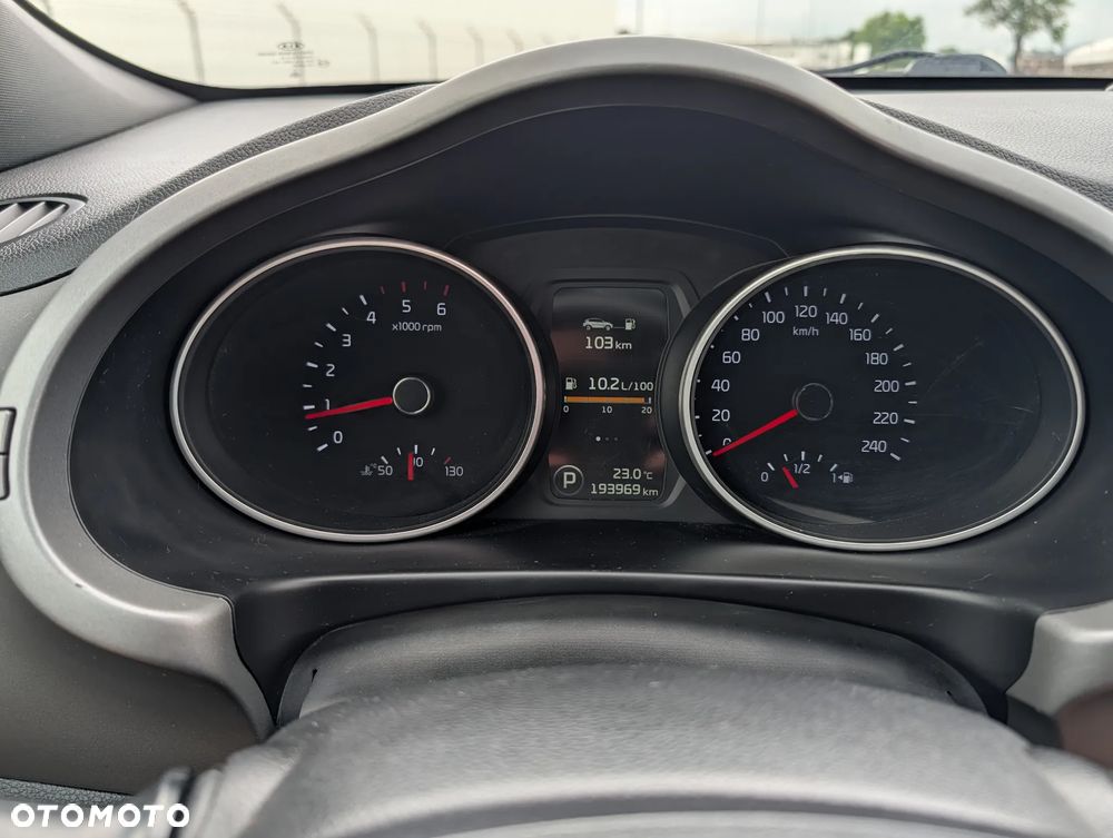 Kia Sportage 2.0 CRDI L AWD - 15