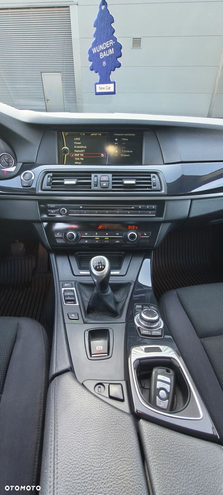 BMW Seria 5 525d Luxury Line - 19