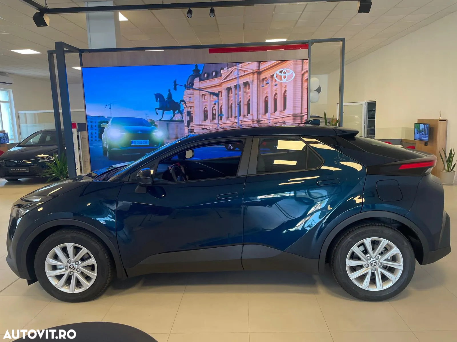 Toyota C-HR 1.8 HEV 140 CP 4x2 CVT Active - 6