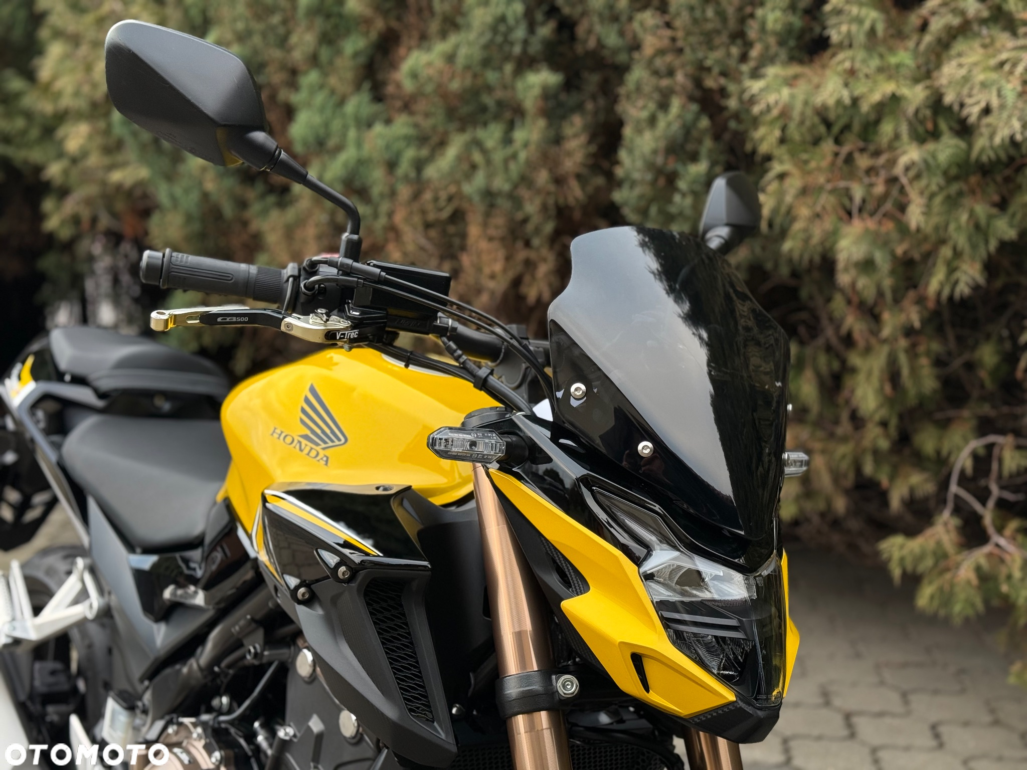 Honda CB - 9