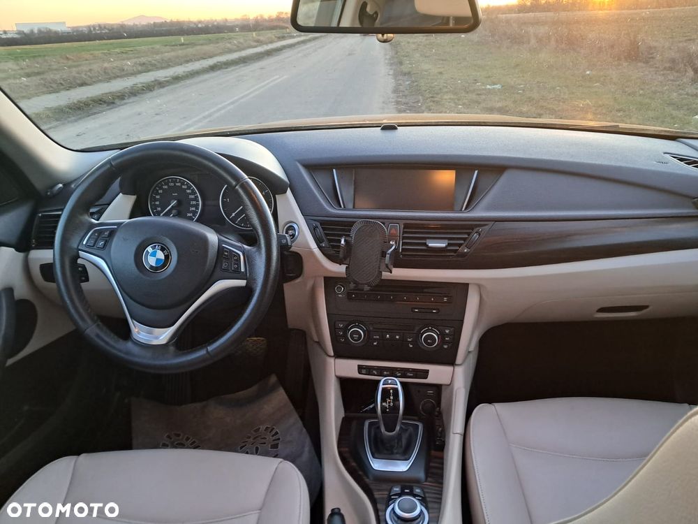 BMW X1 - 15