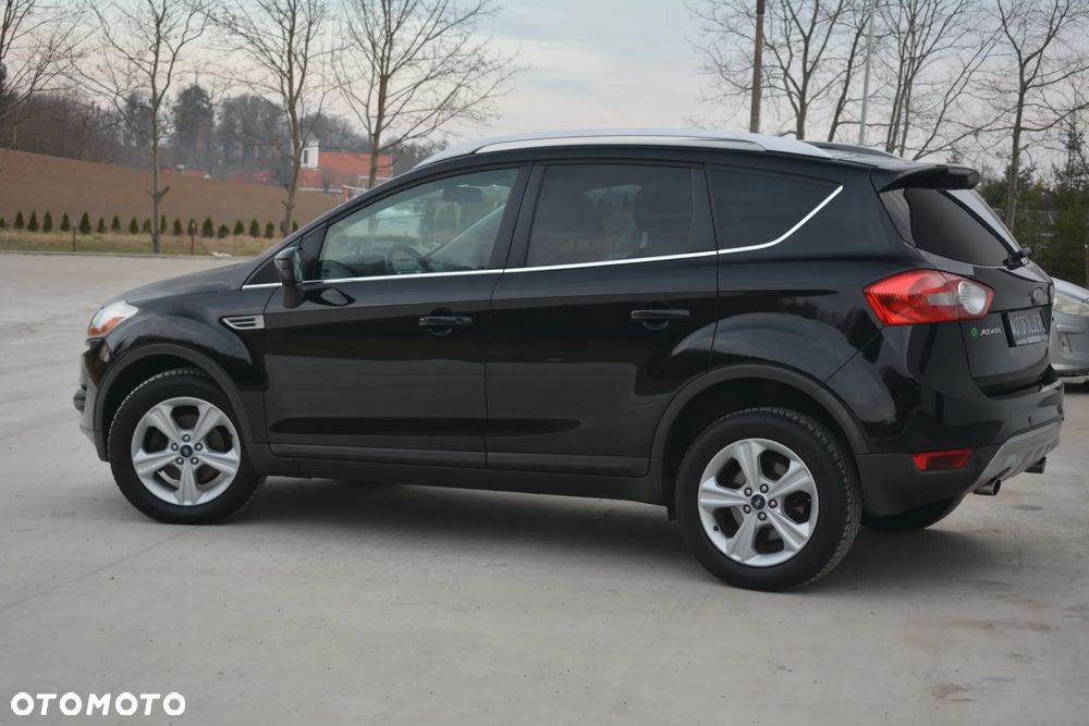 Ford Kuga - 10