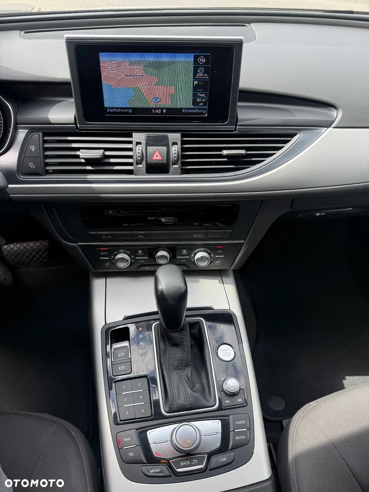 Audi A6 Avant 2.0 TDI Ultra S tronic - 8