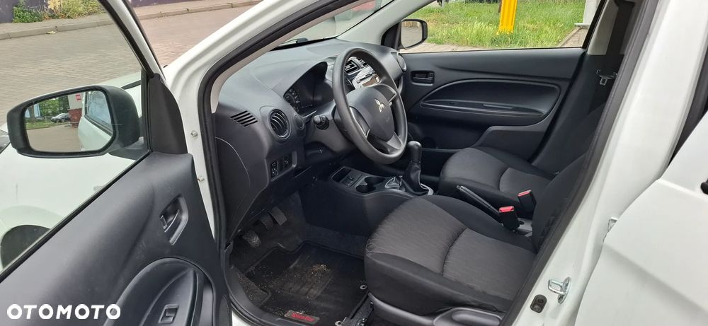 Mitsubishi Space Star 1.0 Entry - 10